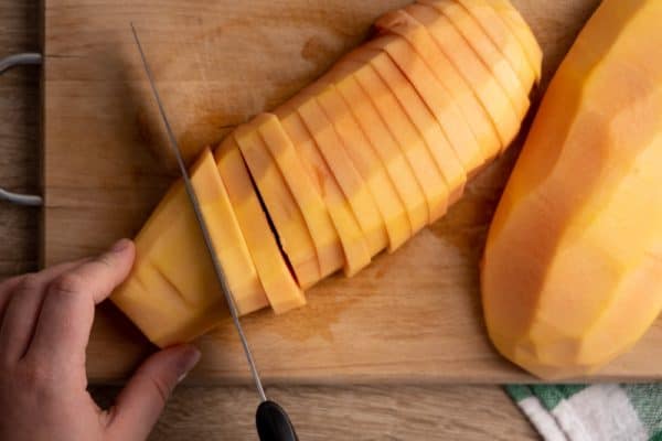 Slicing my papaya