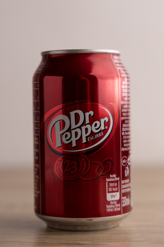 Dr Pepper soda can