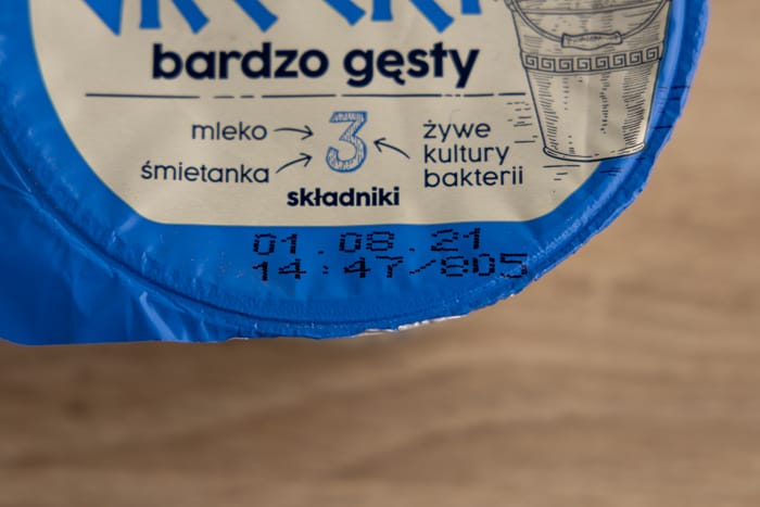 Greek yogurt: date on label