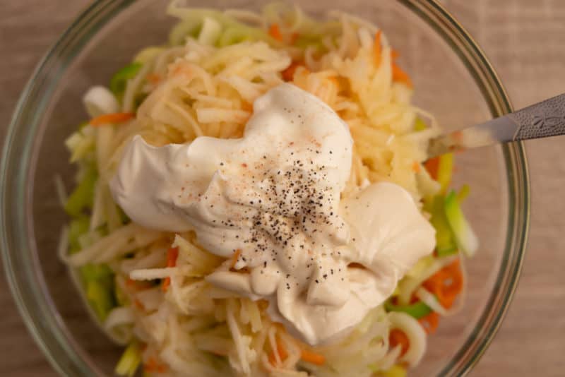 Prepping leek salad