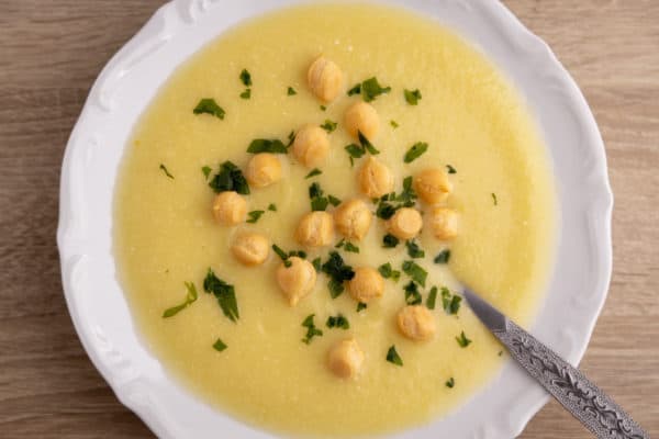 Zucchini soup with sour cream